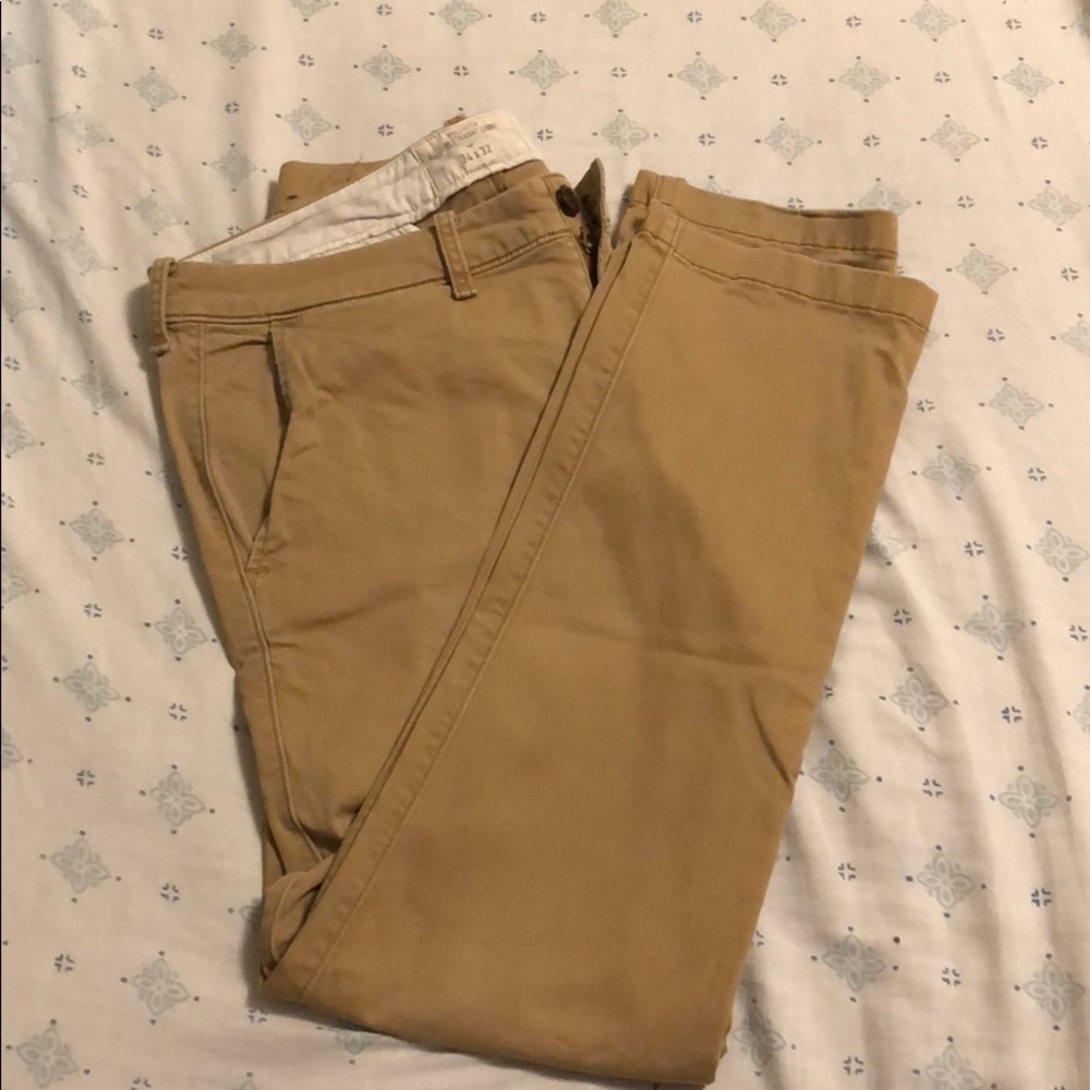 34x32 Slim Straight Chino - Hollister